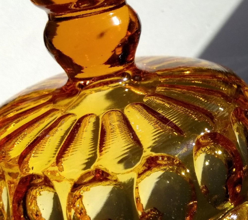 2-in-1 Candle Stick Holders Reversible Saucer Set - Picture 8 of 16